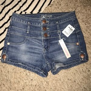 Refuge Highwaist Shorts 0